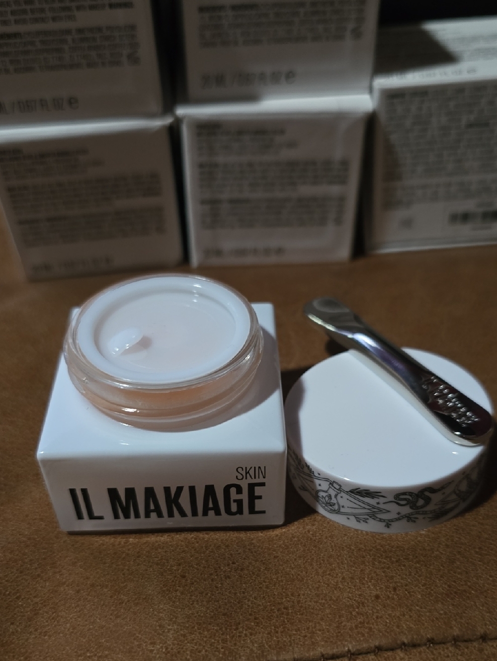 IL MAKIAGE Power Redo Anti-Aging Blur & Smooth Wrinkle Filler - Picture 4 of 5